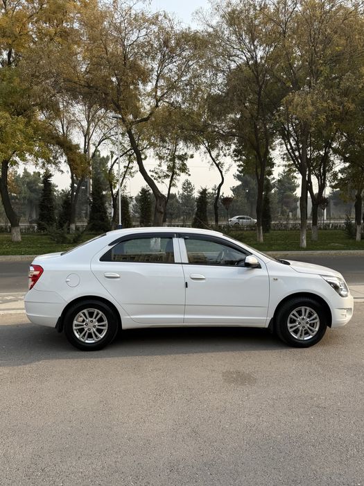 Cobalt LTZ sotiladi, holati ideal