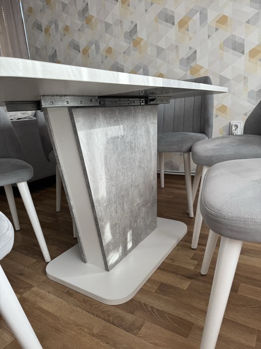 Разтегателна Маса с 6 стола