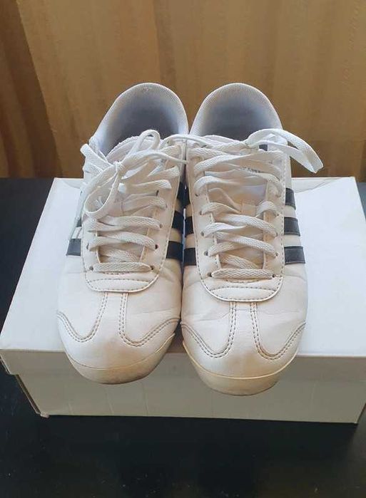 ADIDAS sneakers / adidasi pt barbati, nr 40