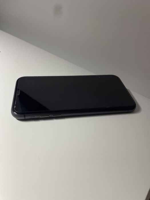 Iphone 11 impecabil