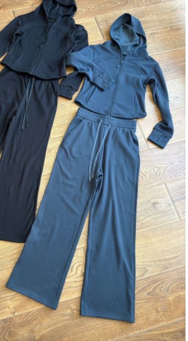 Спортивный теплый костюм на флисе на рост 160