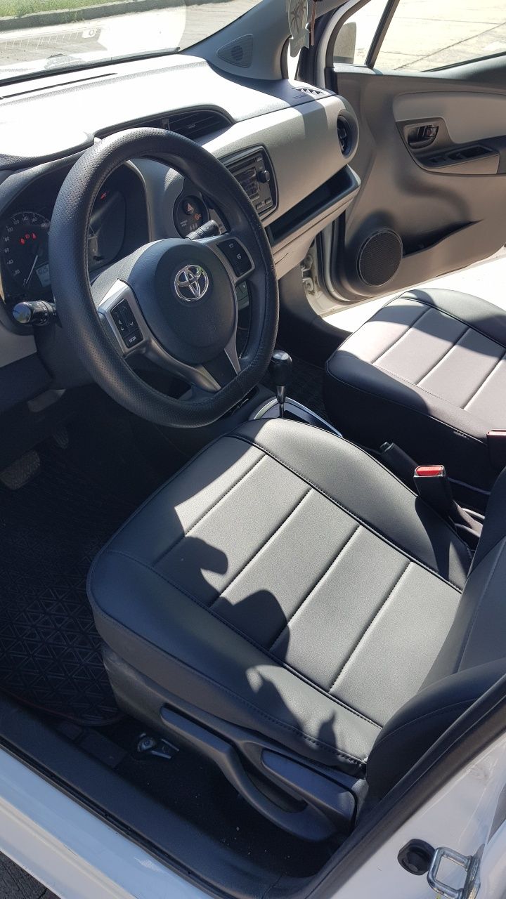 Toyota yaris hybrid automată 2018