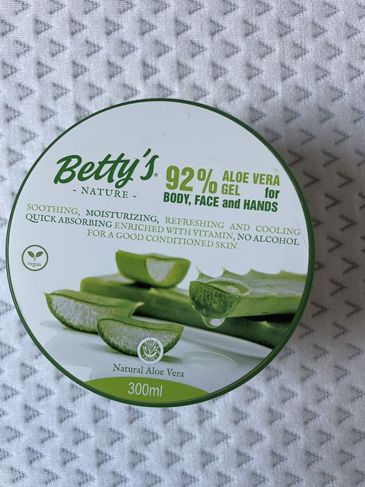 Gel calmant cu aloe vera Betty’s,92%aloe ,fara alcool,fara parfum