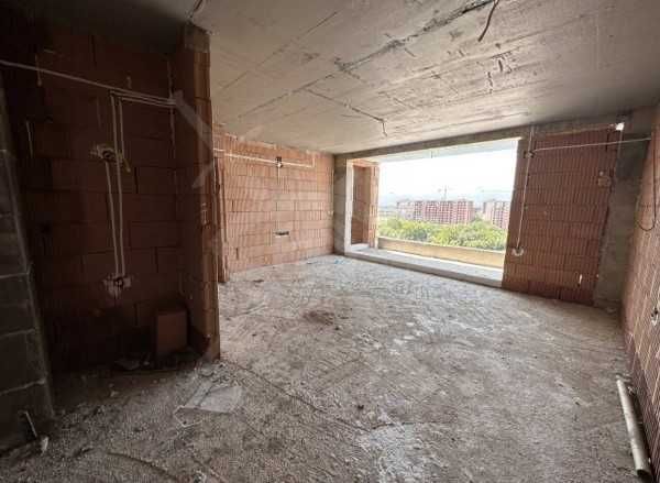 Продава се Двустаен апартамент в Пловдив, Христо Смирненски - 74 кв.м за 1300 €/кв.м - Снимка #1