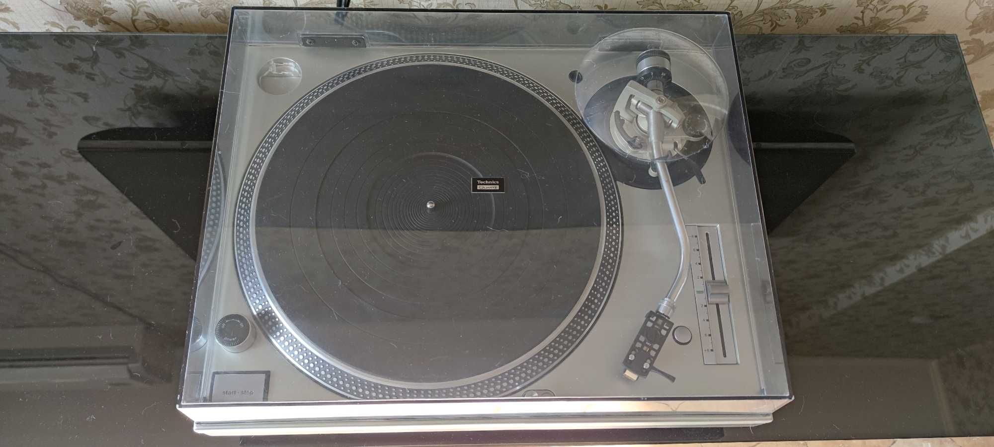 Technics SL-1200mk3d