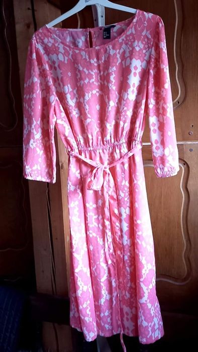 Rochie roz floral H&M