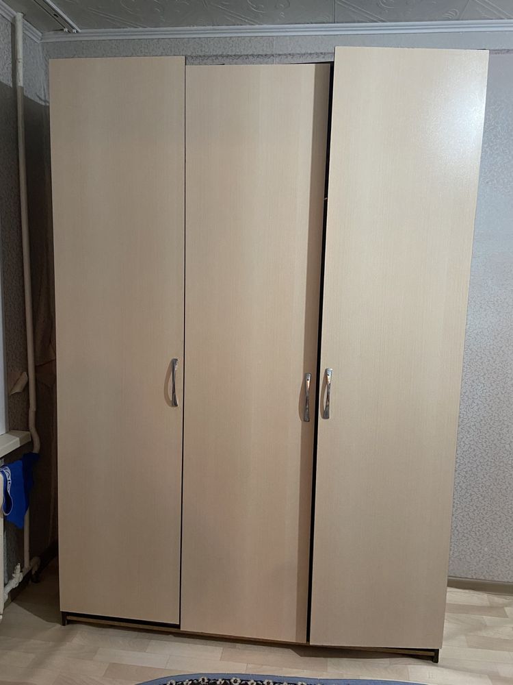 Шкаф в спальню