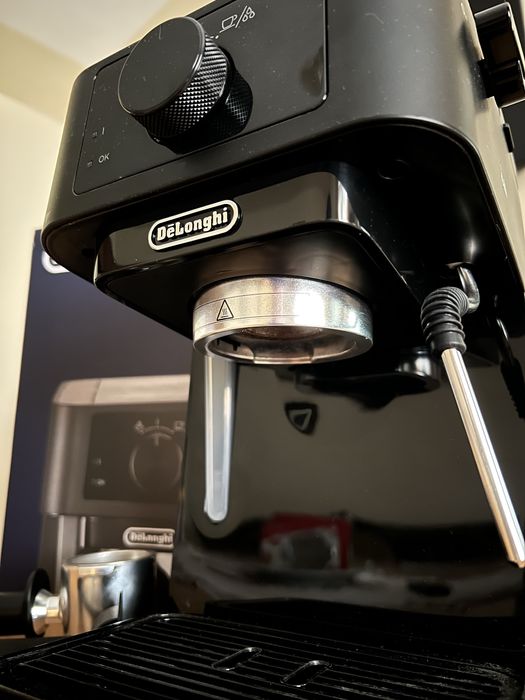 Aparat de cafea De Longhi. Nou!