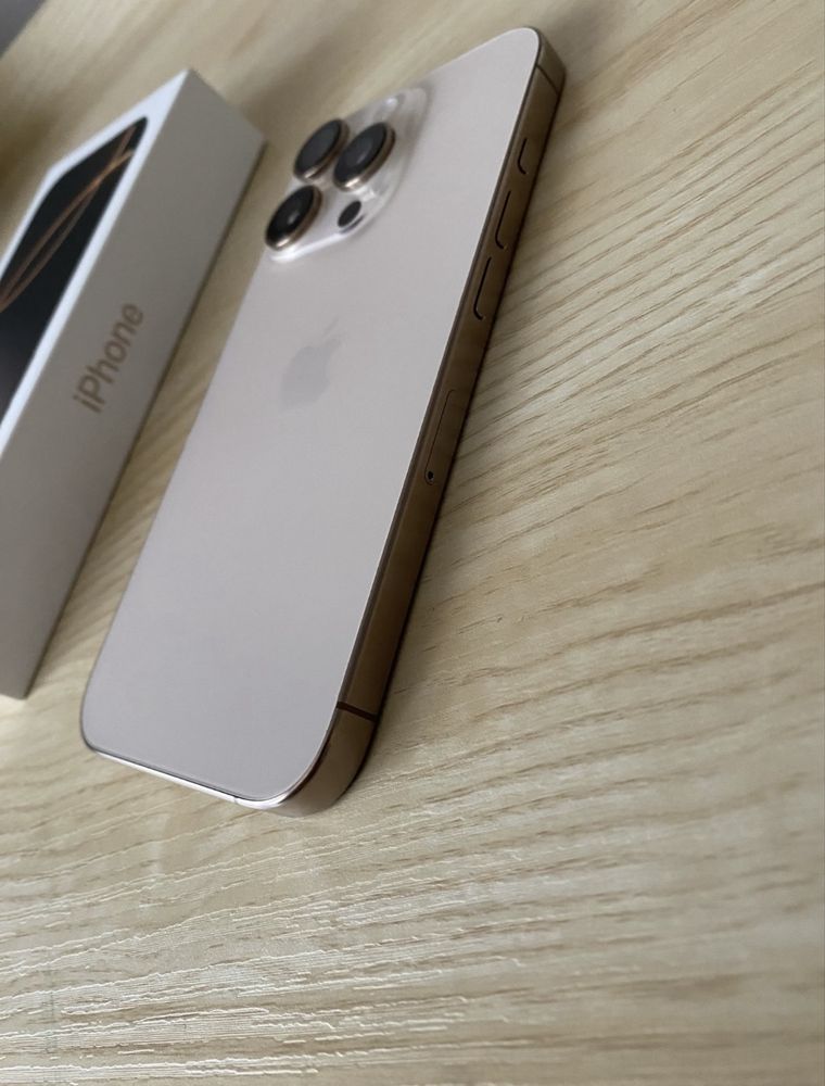 Iphone 16 Pro 5G,128 GB,CA NOU,garantie Emag 18 luni