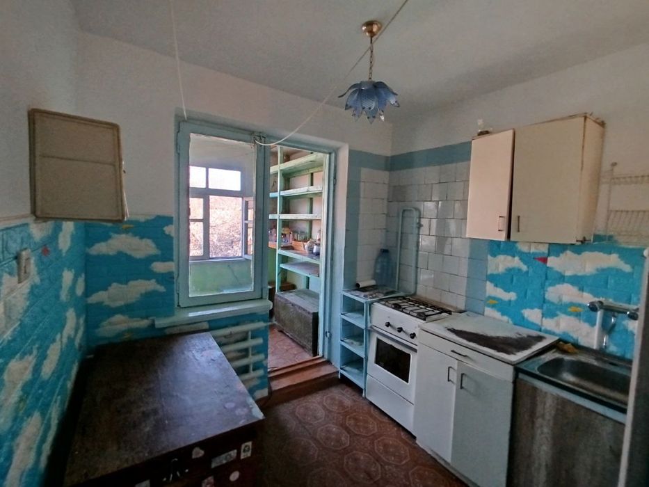 Продается трёхкомнатная квартира