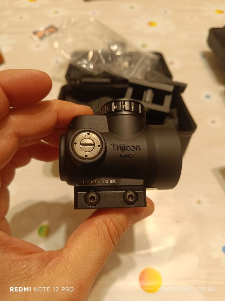 Бързомер Trijicon и  Sig Sauer