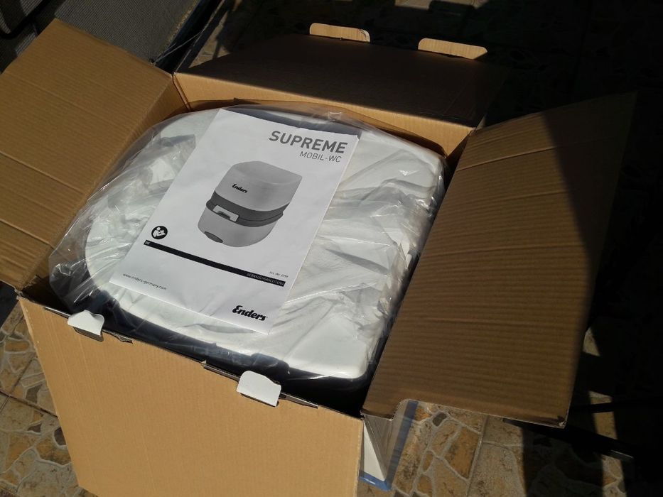 Биотоалетна Enders Mobile WC Supreme 4999, преносима за къмпинг