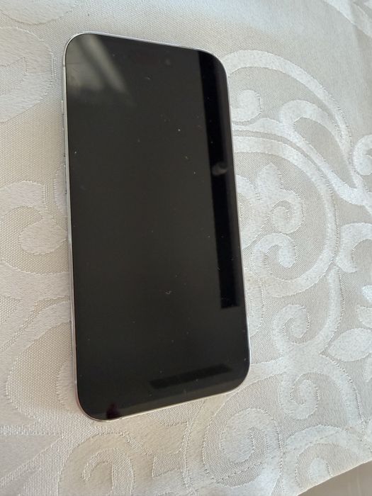 IPhone 14 Pro silver