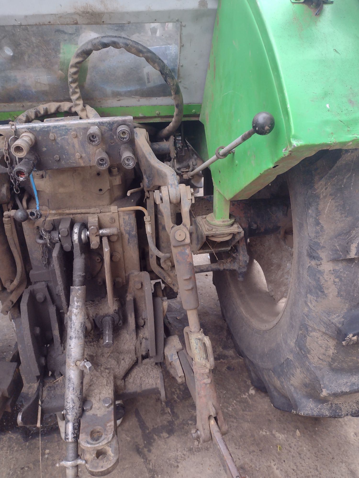 Tractor Deutz DX 120