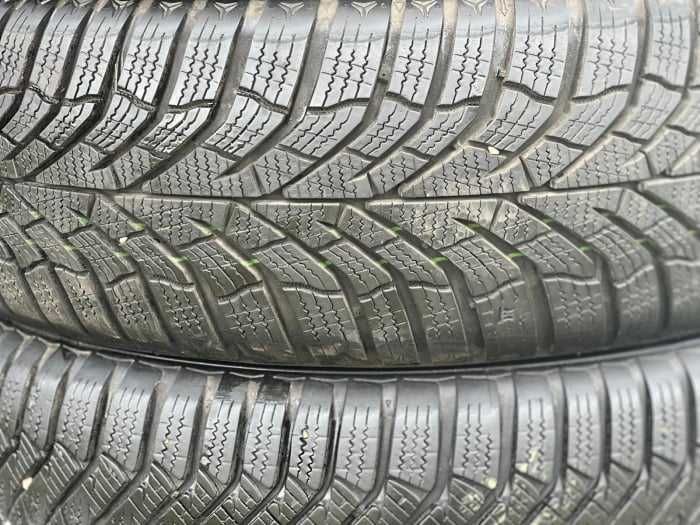 set 2 anvelope 185/65 R15 88T sh iarna Kumho 8mm cu garantie