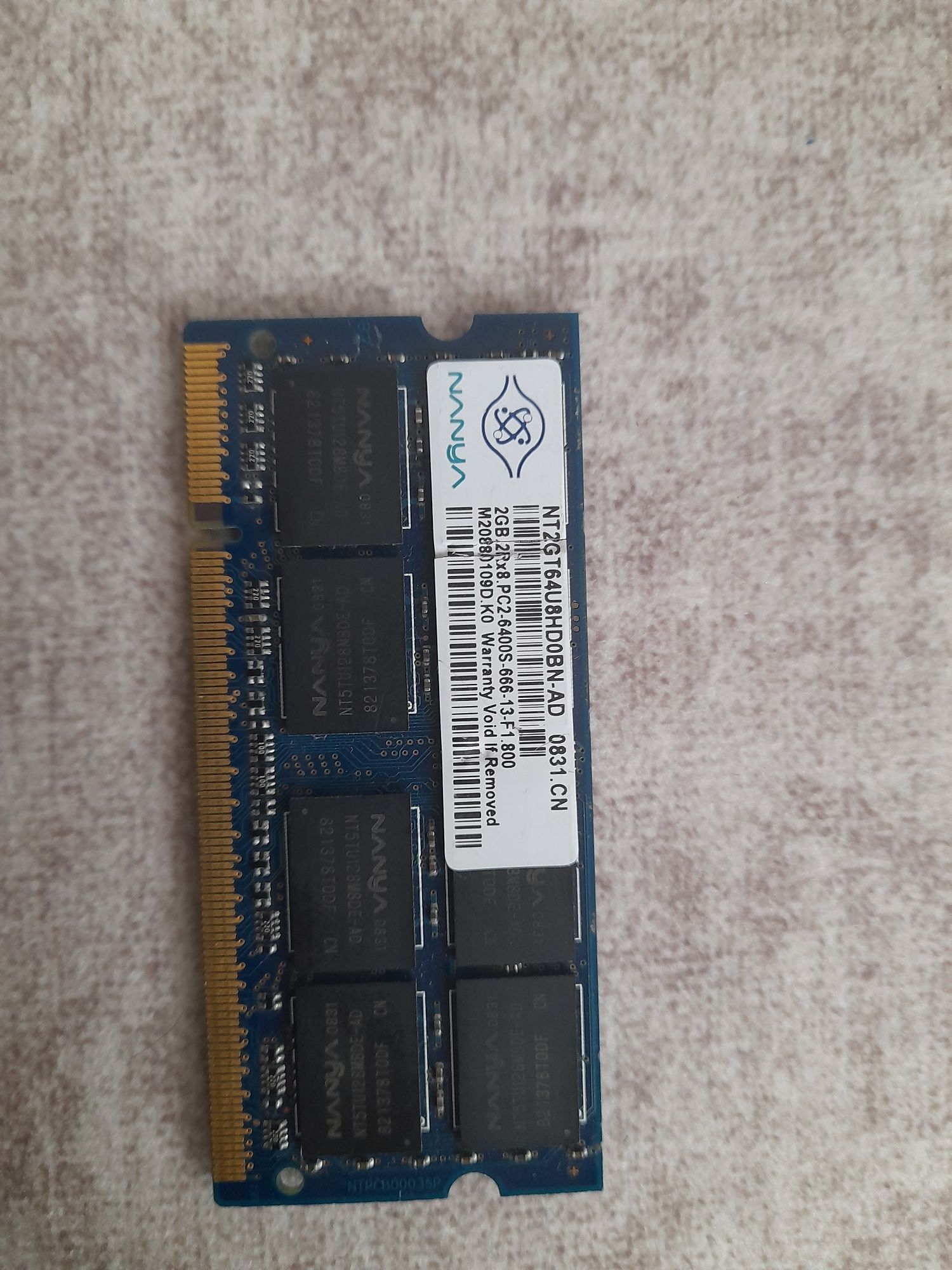 Vand 4 bucati rami ddr 4gb si 2 buc pt laptop de 2gb fiecare
