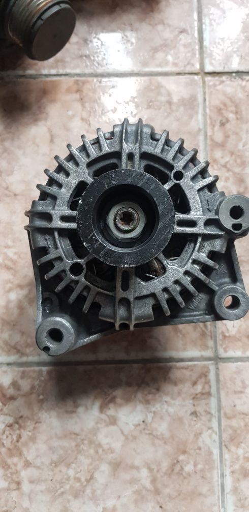 Alternator BMW E46  318/320/330/ X3 2.0D/ 3.0D RECONDITIONAT