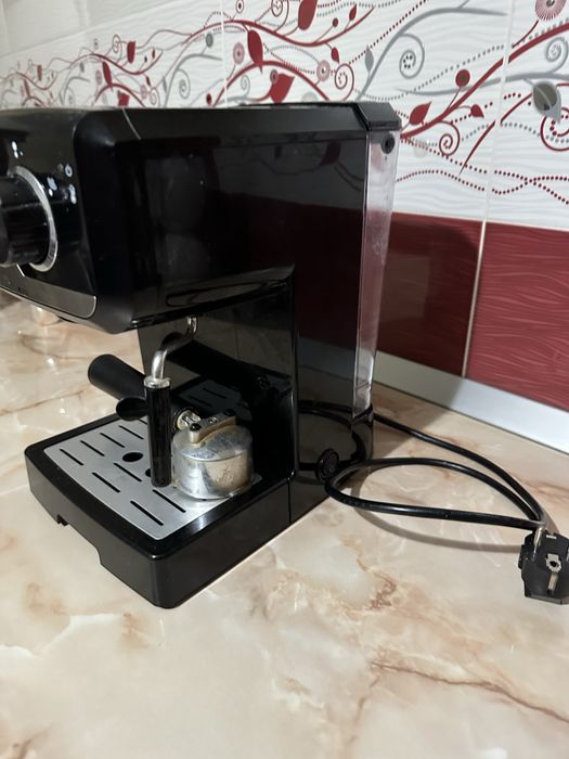 Masina de cafea.