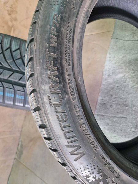2 Kumho R19 245/45
зимни гуми 
DOT2522