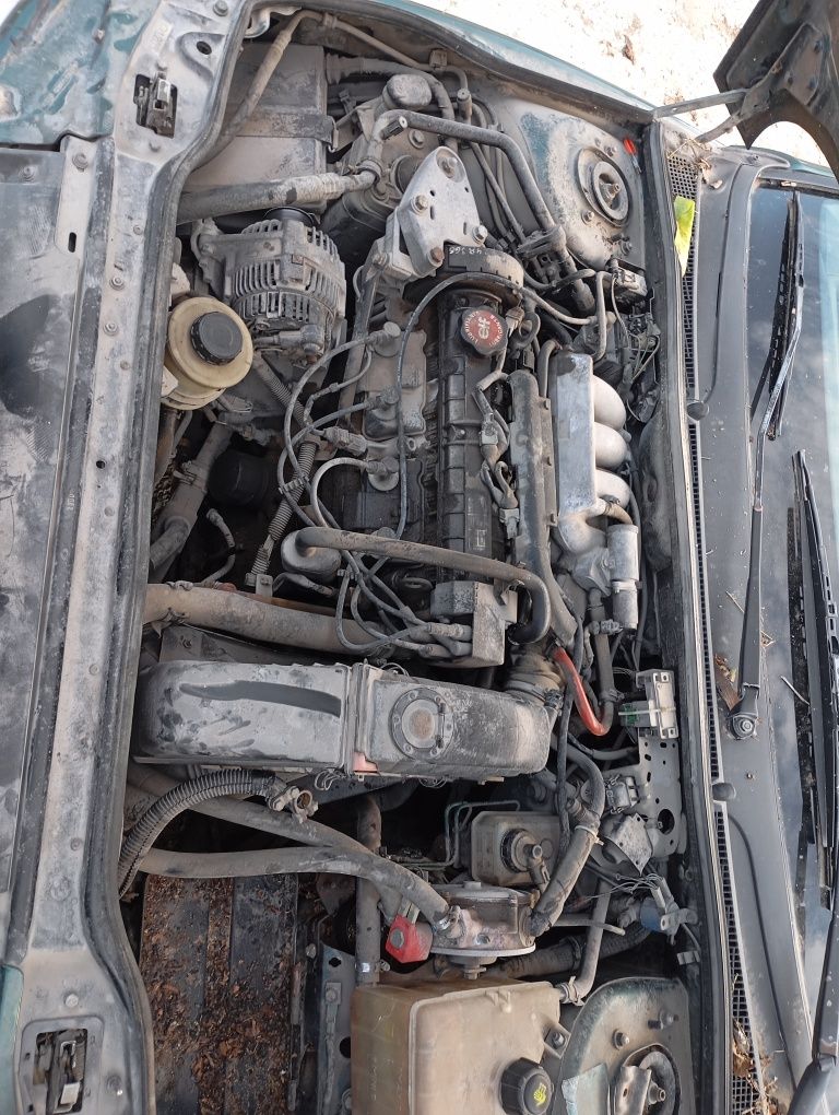 Renault Laguna 1 2.0i 115 - НА ЧАСТИ