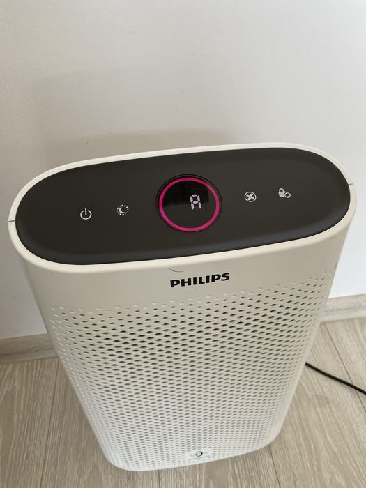 Purificator de aer PHILIPS cu trei filtre