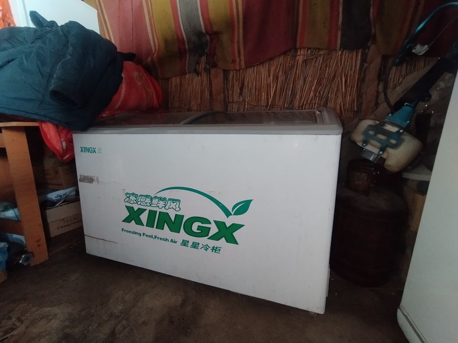 Продам морозильник