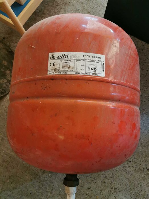 Viadrus Hercules 35 kW + puffer 50 l + coș de fum inox + Boiler