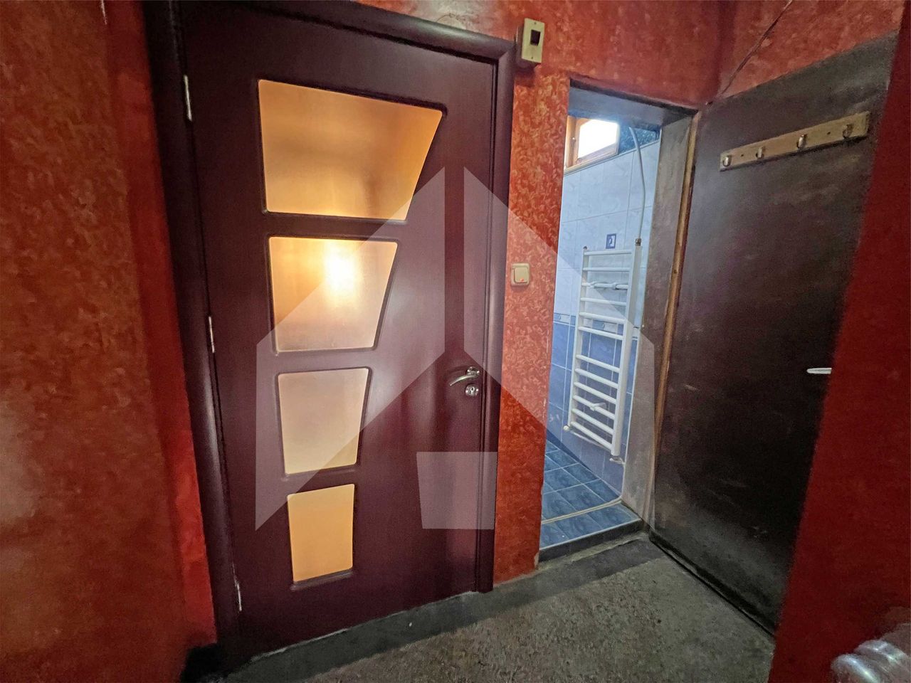 Продава се Къща в Нови пазар - 174 кв.м за 704 €/кв.м - Снимка #8