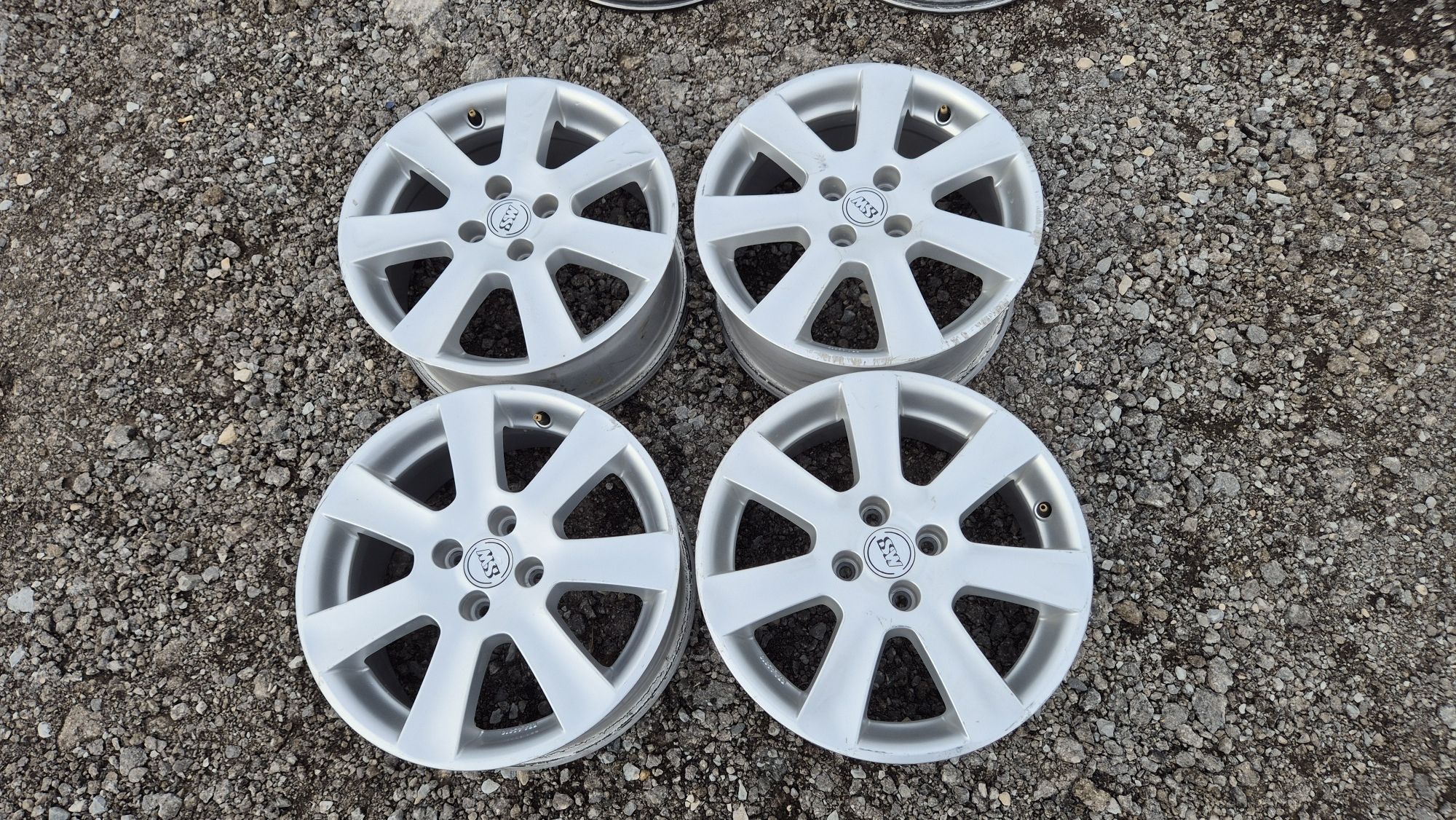 Джанти BORBET 4/100 VW,Honda,Toyota 4x100
