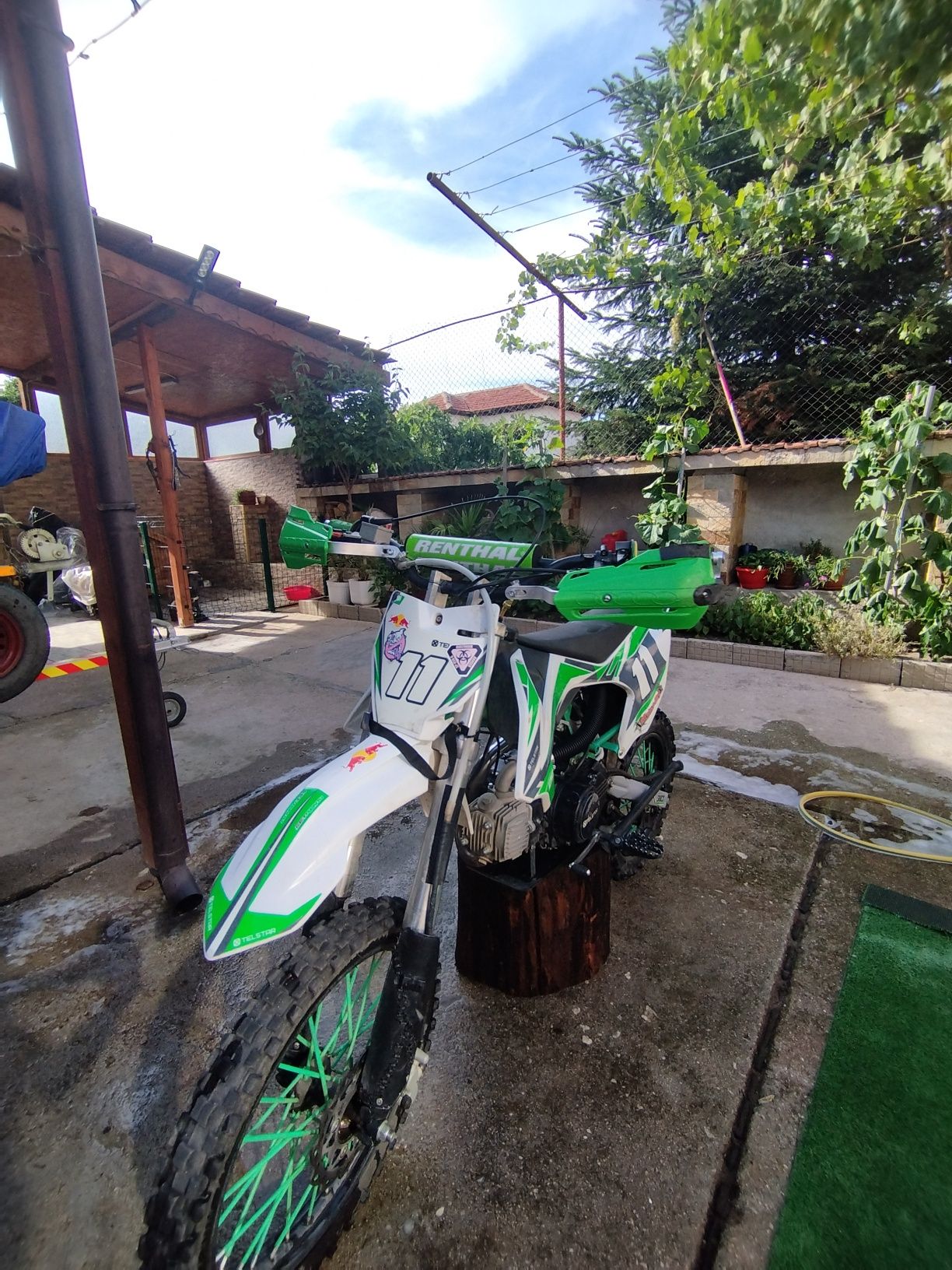 Продавам Telstar 125cc

Продавам мотор
Пали от първия път, поддържан е