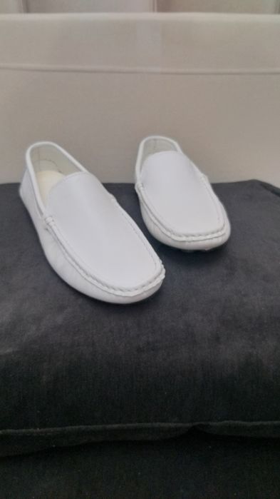 Vand mocasini albi noi 43