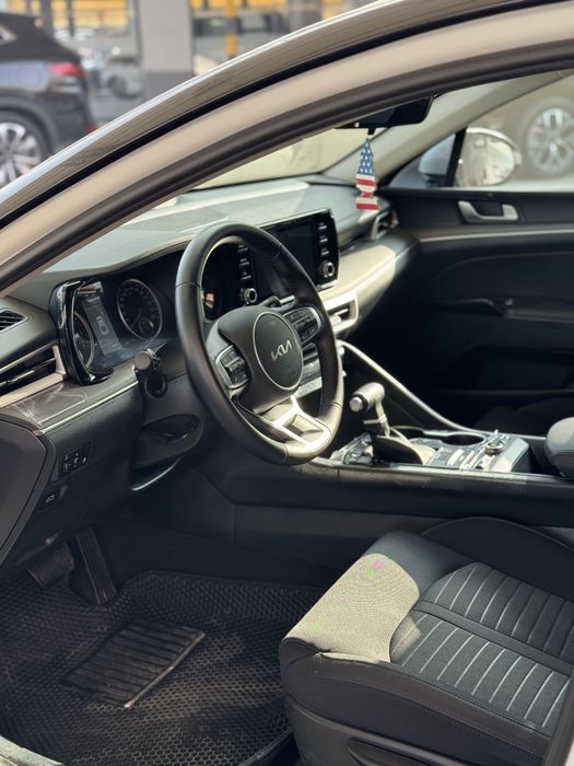 Kia k5 2023 sotiladi