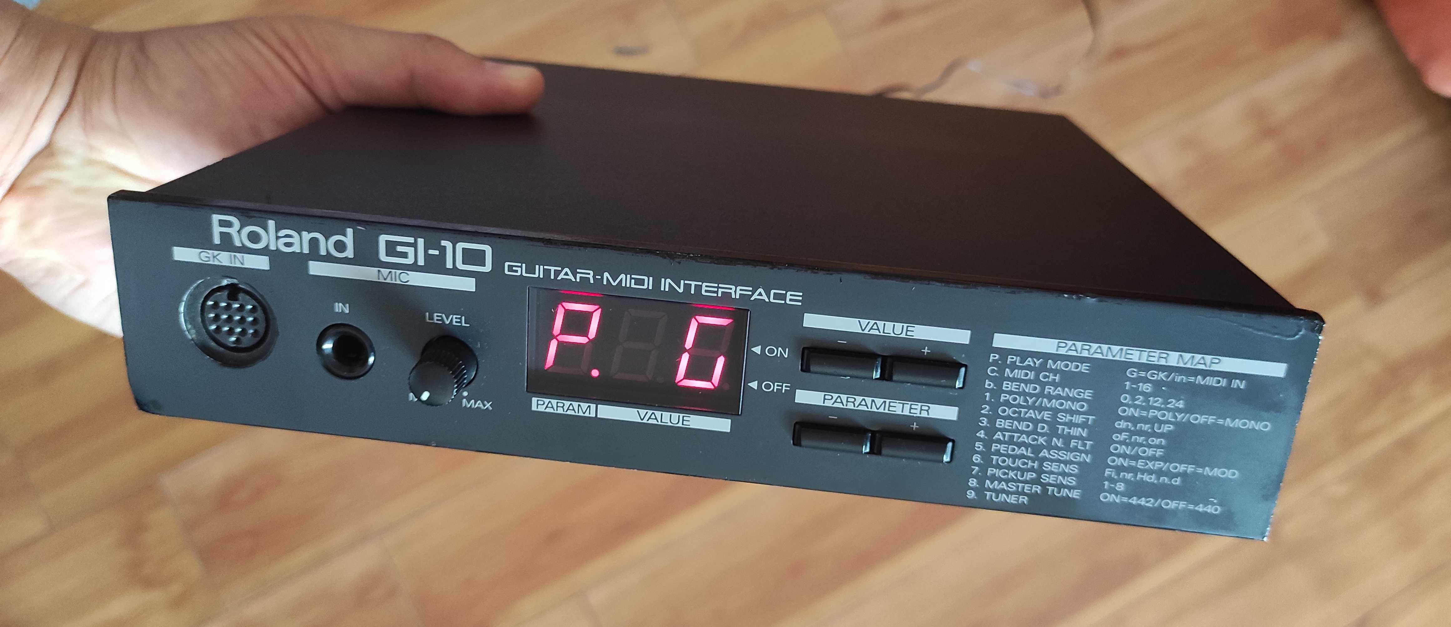 Interfatã midi Roland GI-10 cu 900 lei