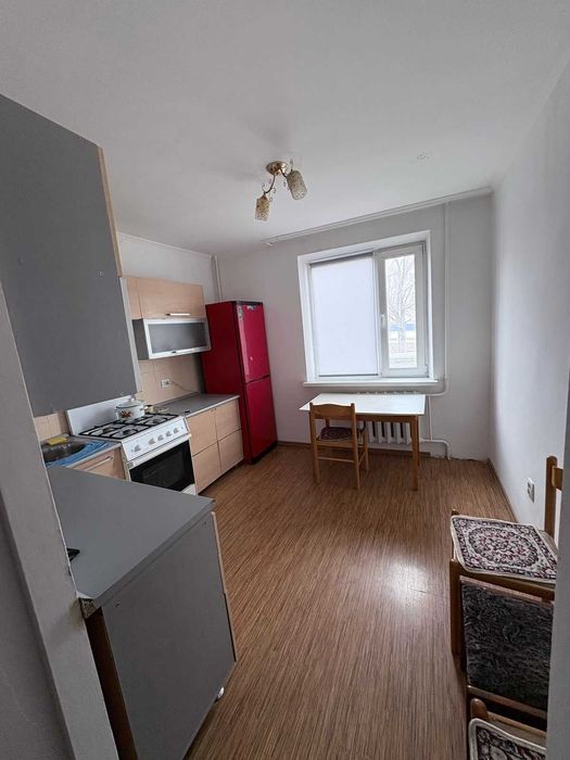 2-х комнатная на ГАИ , 52 м2