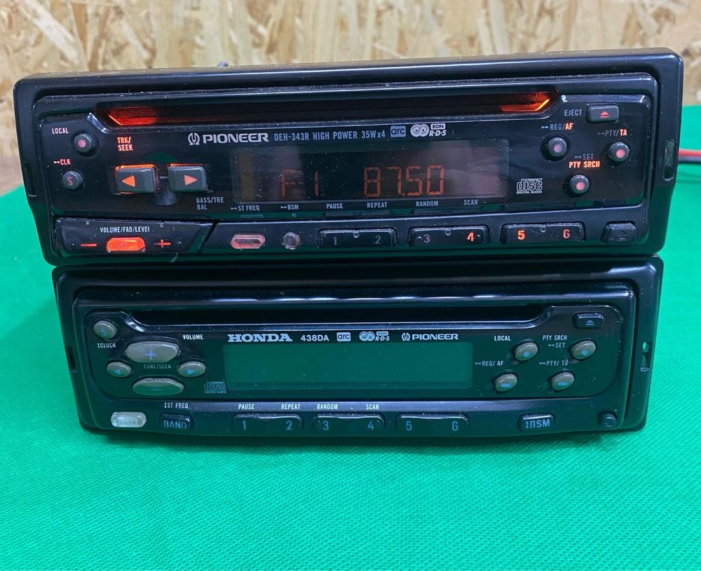 CD player auto Pioneer Deh 343R/438 DA