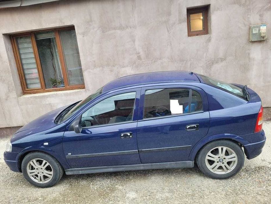 Opel Astra Classic G CC Hatchback an 2007 motor 1.4 Pret 1200 Euro