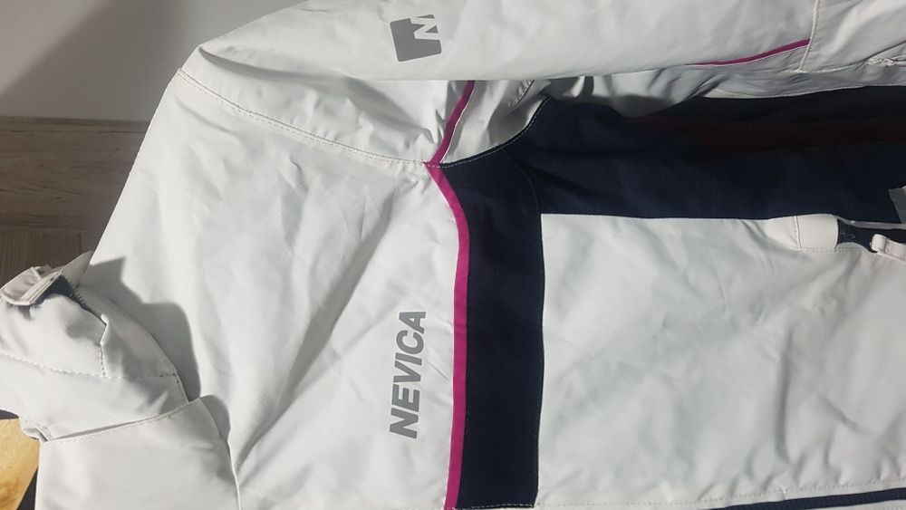 Geaca NEVICA de fata Nouo marimea 11& 12 ani