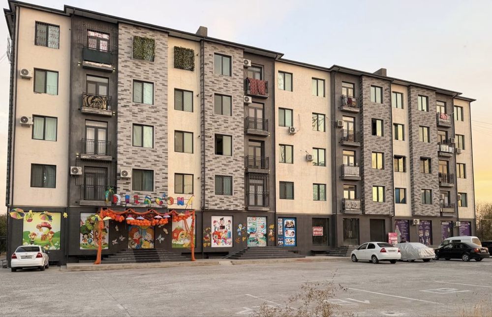 Янгичаёт туманида нотурар бино сотилади Ижарачиси билан