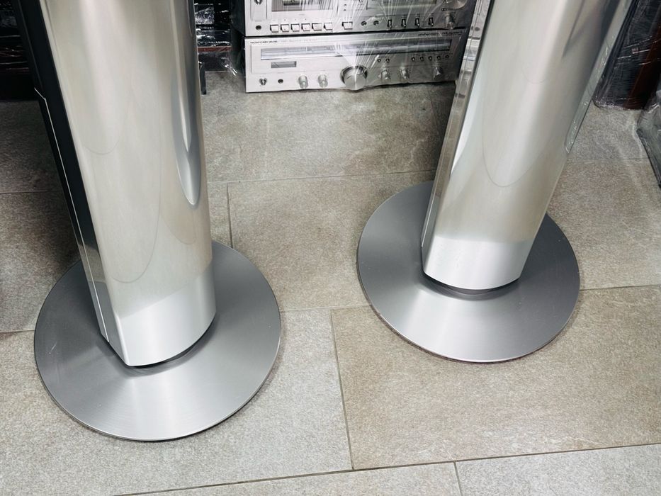 Boxe/coloane active cap de serie BANG&OLUFSEN BeoLab1, 185cm inălțime