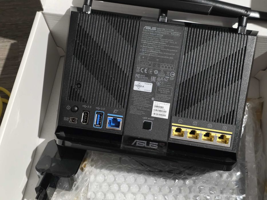 Рутер Asus RT-AC68U