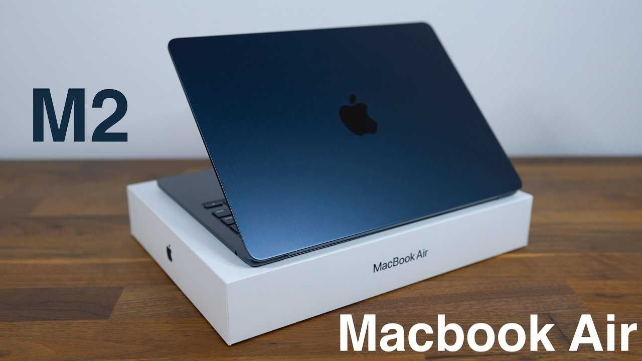 Macbook air 13.6  m2 256gb