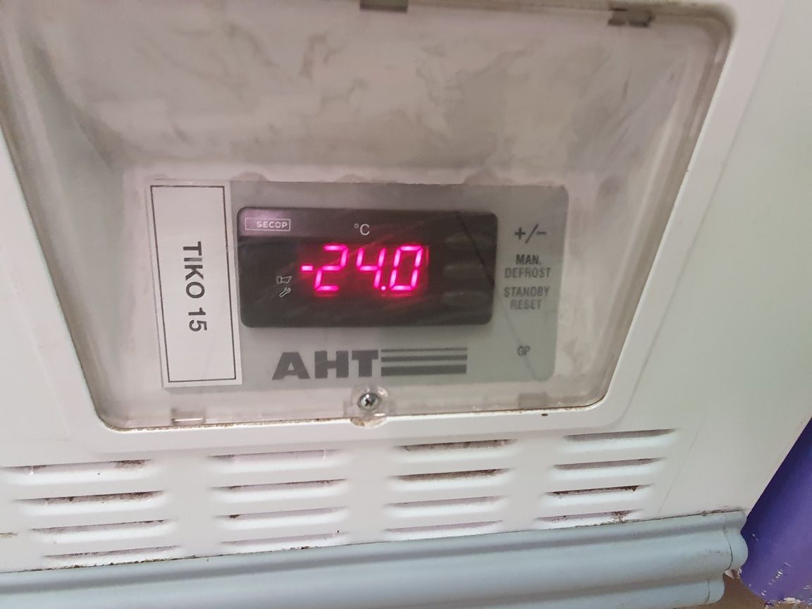 Хоризонтален фризер AHT Paris 210