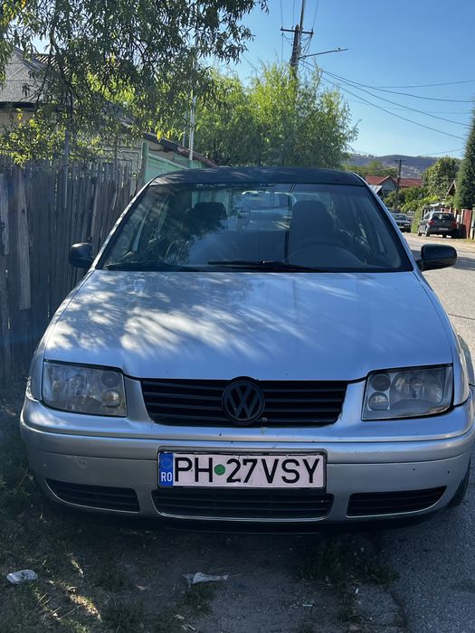 VW BORA 1.6benzina +GPL ( 3.000 ron)