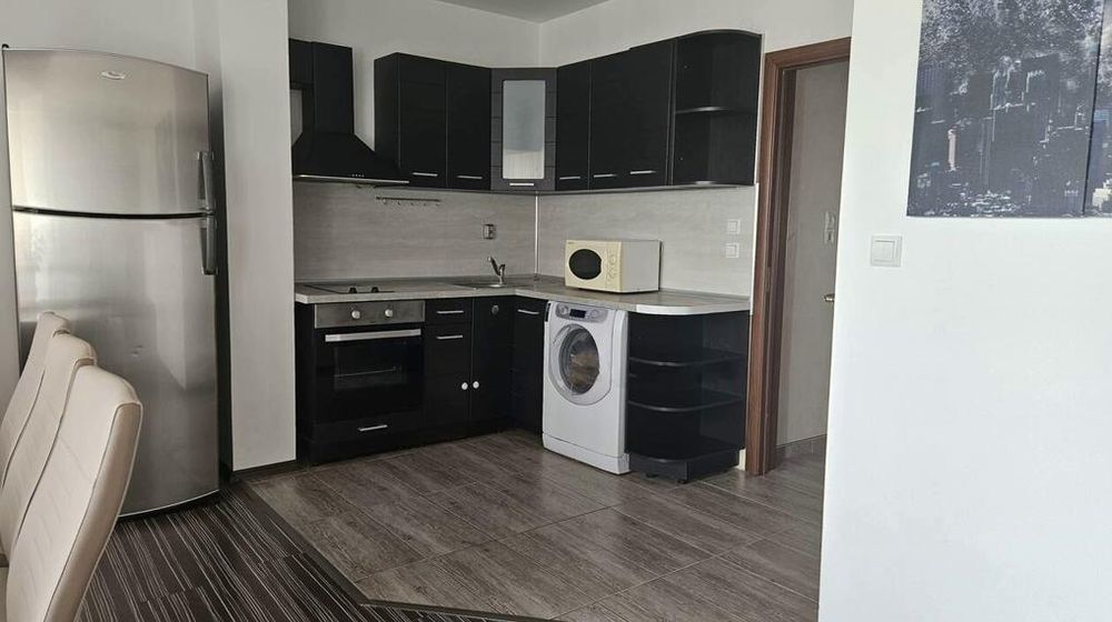 Дава се под наем Тристаен апартамент в Пловдив, Център - 90 кв.м за 600 € - Снимка #3