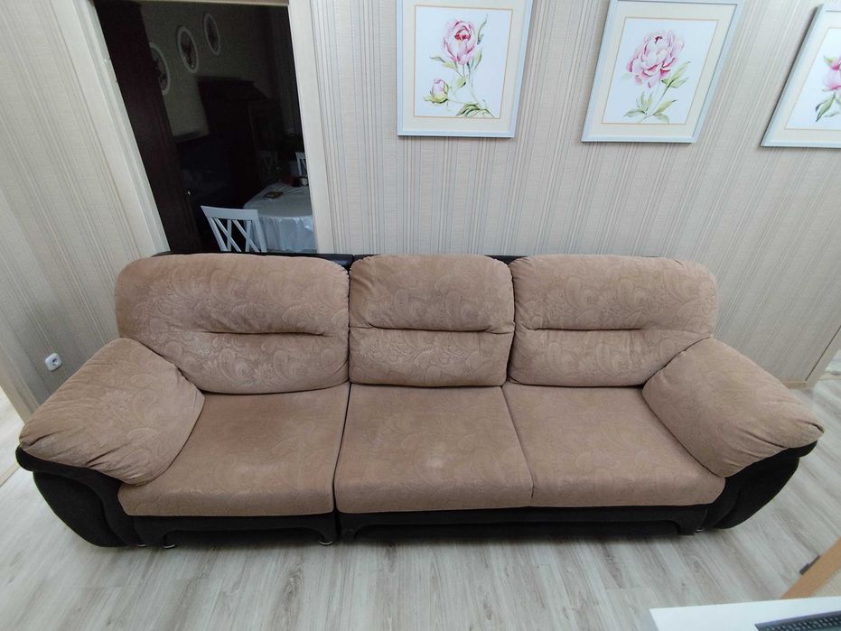 Диван + кресло, диван секционный можно собрать два средних