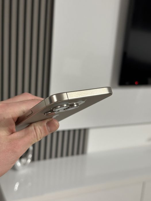 iPhone 15 Pro Max Natural Titanium