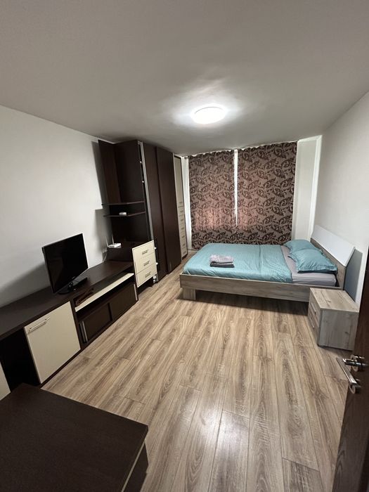 De vanzare apartament cu o camera zona Tudor 75000 Euro