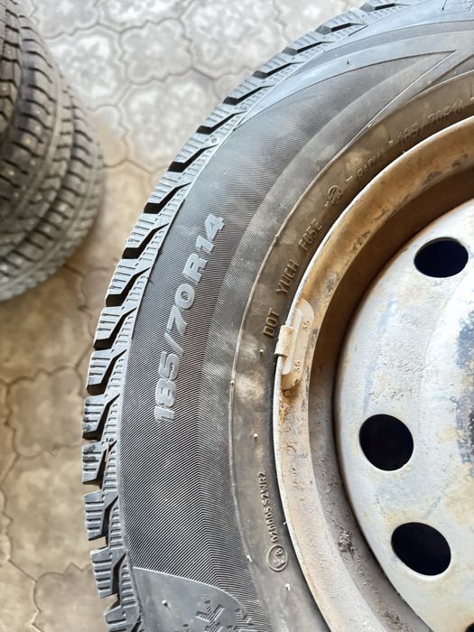 Продам 185/70 R14 практический новая + диски