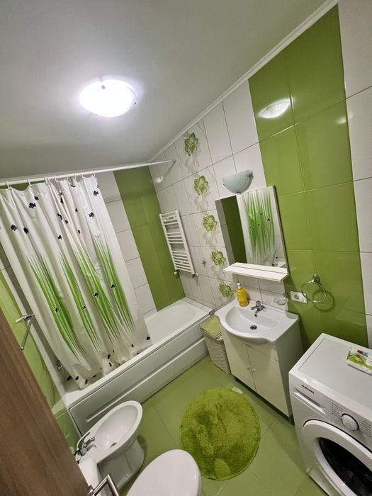 Închiriez apartament Ared 2 camere