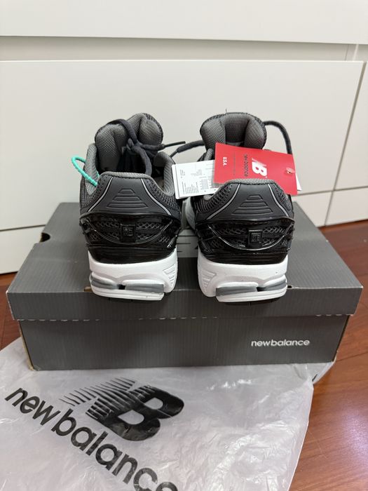 Дамски спортни маратонки NB